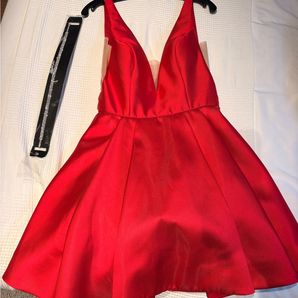 Sherri hill grad or prom dress